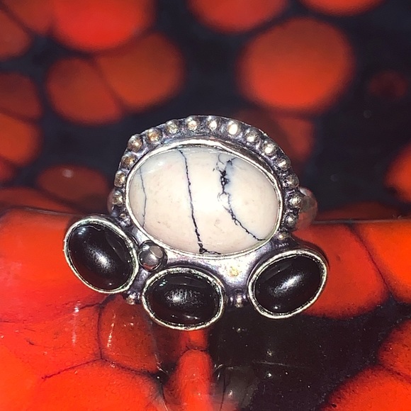 Beautiful black onyx with white turquoise sterling silver - Picture 3 of 9